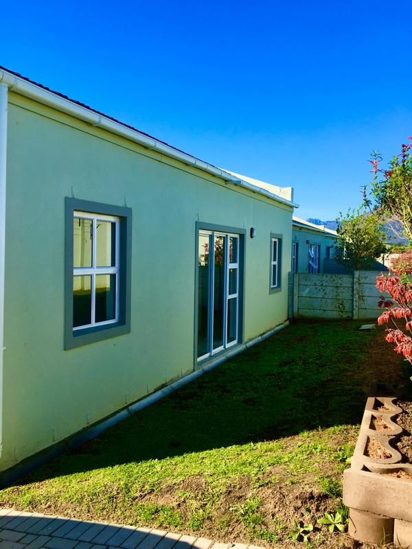 To Let 4 Bedroom Property for Rent in Cloetesville Western Cape